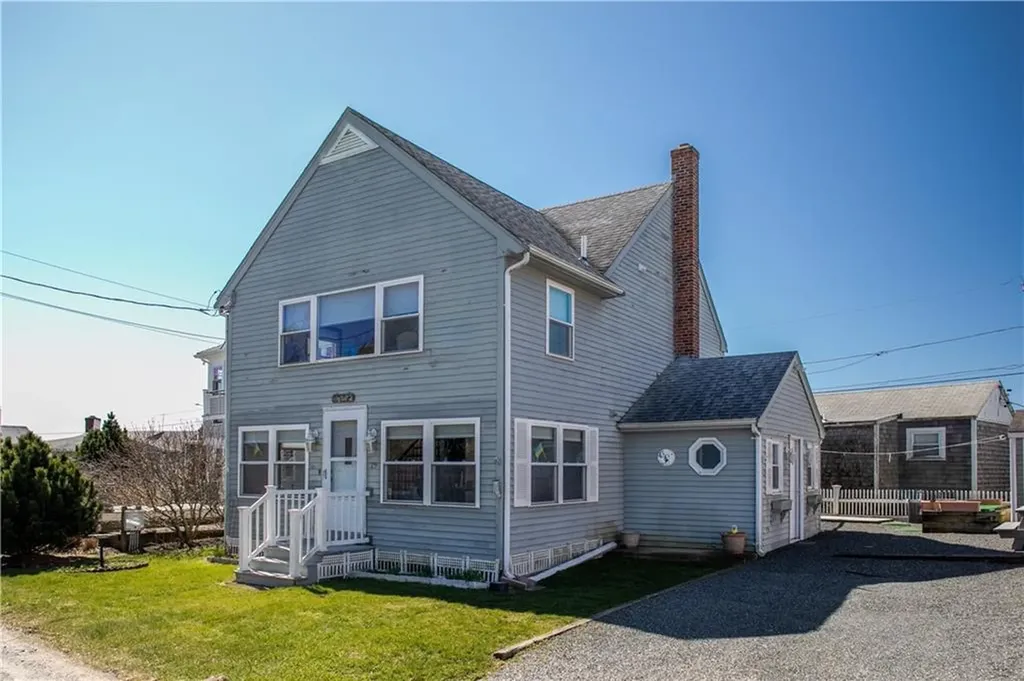 29 William Street Tiverton RI 02878