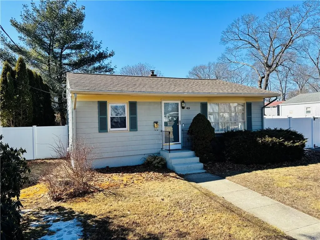 45 Fernwood Drive Cranston RI 02920