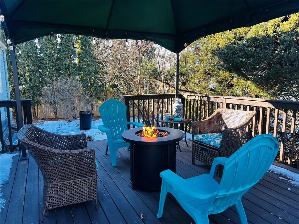 45 Fernwood Drive Cranston RI 02920