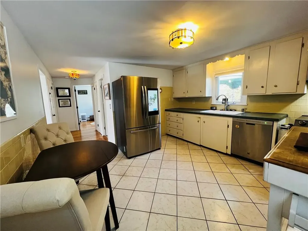 45 Fernwood Drive Cranston RI 02920