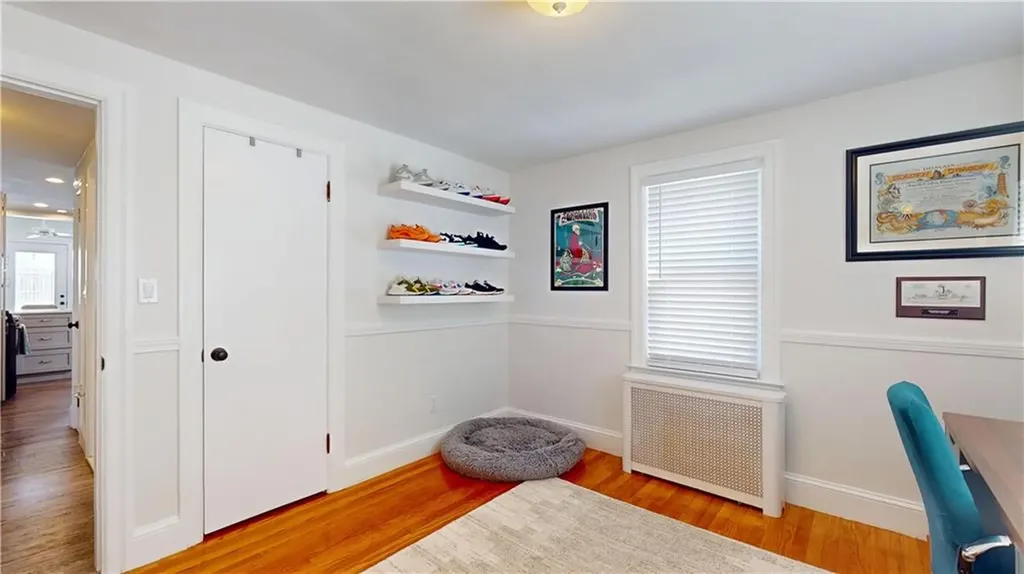 83 Fordson Avenue Cranston RI 02910