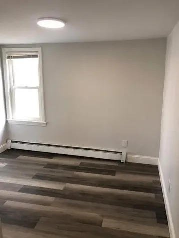 15 Rock Street Bristol RI 02809