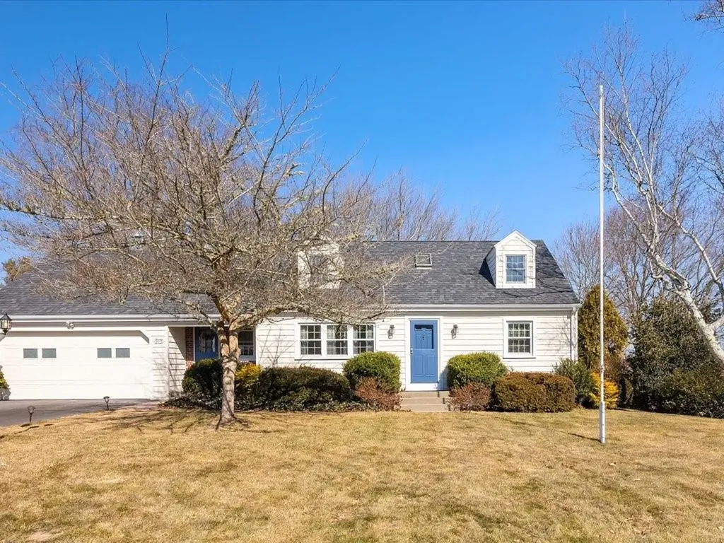 27 Dianne Avenue Portsmouth RI 02871