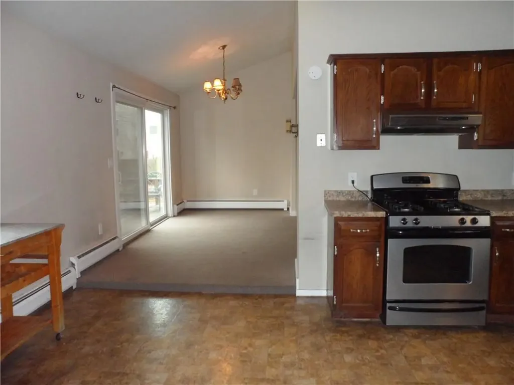69 Kingston Avenue Newport RI 02840
