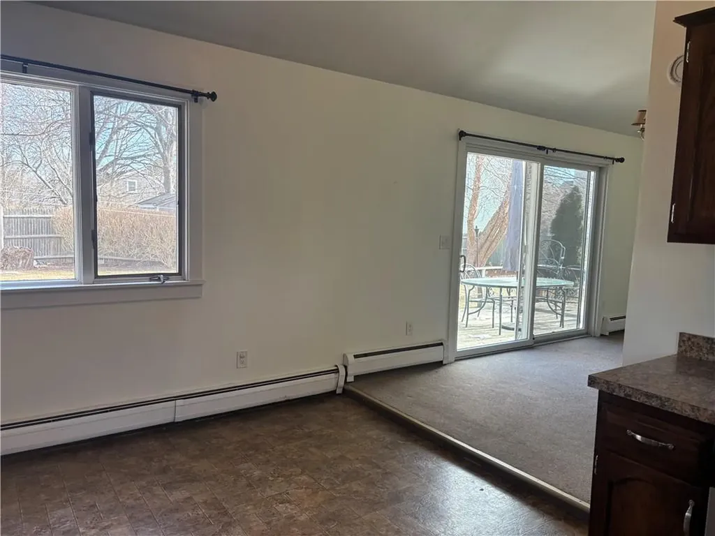 69 Kingston Avenue Newport RI 02840