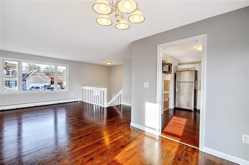 50 Belvedere Drive Bristol RI 02809