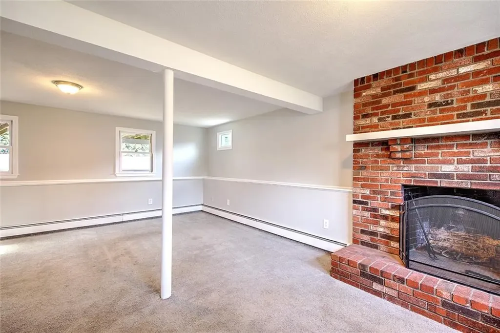 50 Belvedere Drive Bristol RI 02809