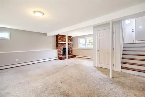 50 Belvedere Drive Bristol RI 02809