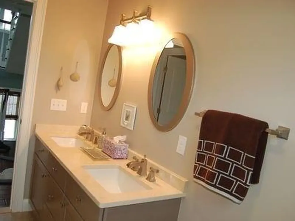 50 Seascape Avenue Middletown RI 02842
