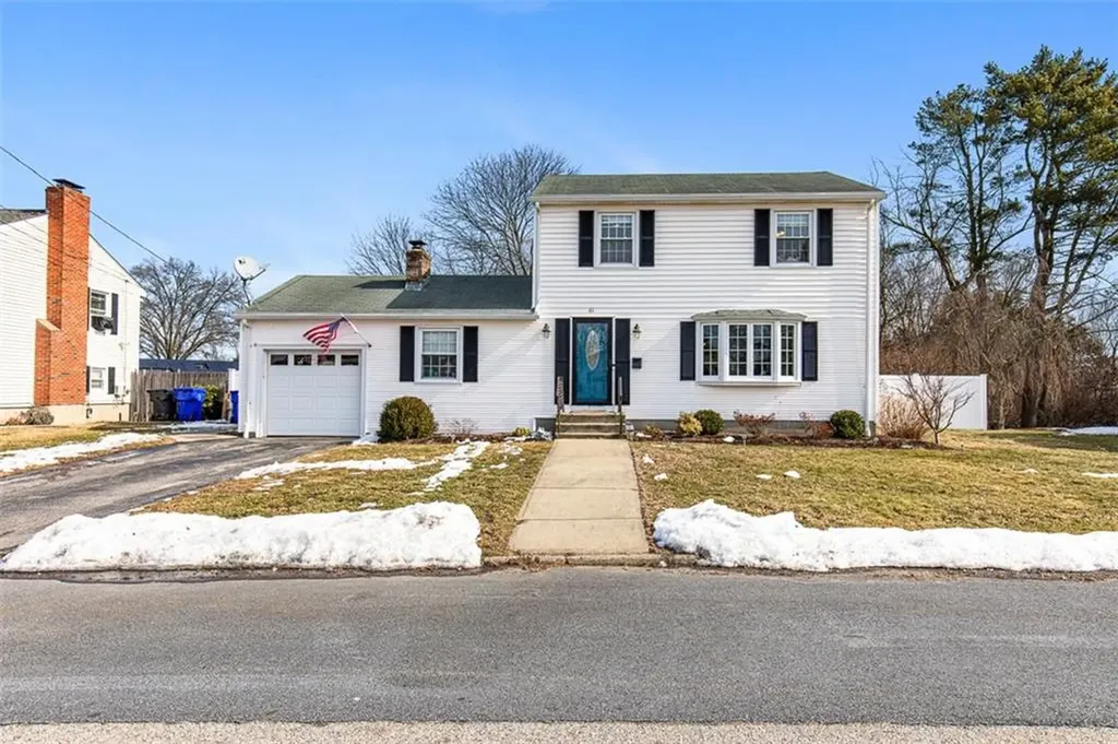 61 Milburn Road East Providence RI 02914