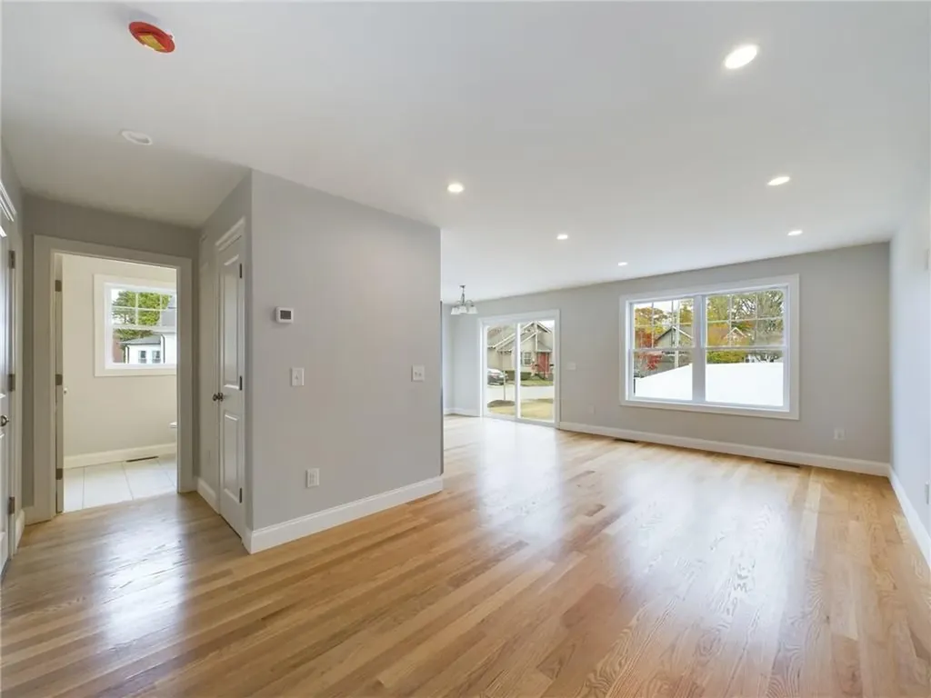 68 Greene Street Warwick RI 02886