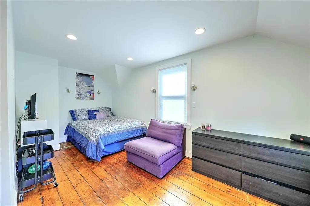 24 Magnolia Street Cranston RI 02910