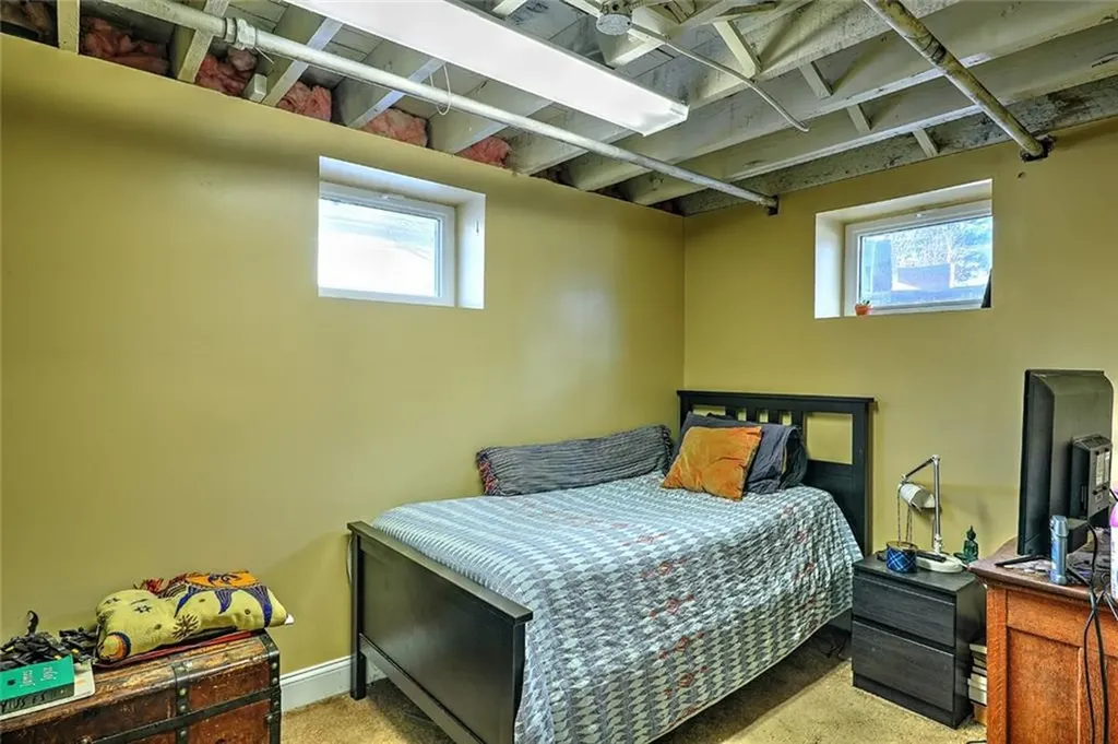24 Magnolia Street Cranston RI 02910