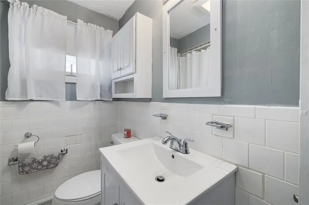 340 Dunlap Street Woonsocket RI 02895