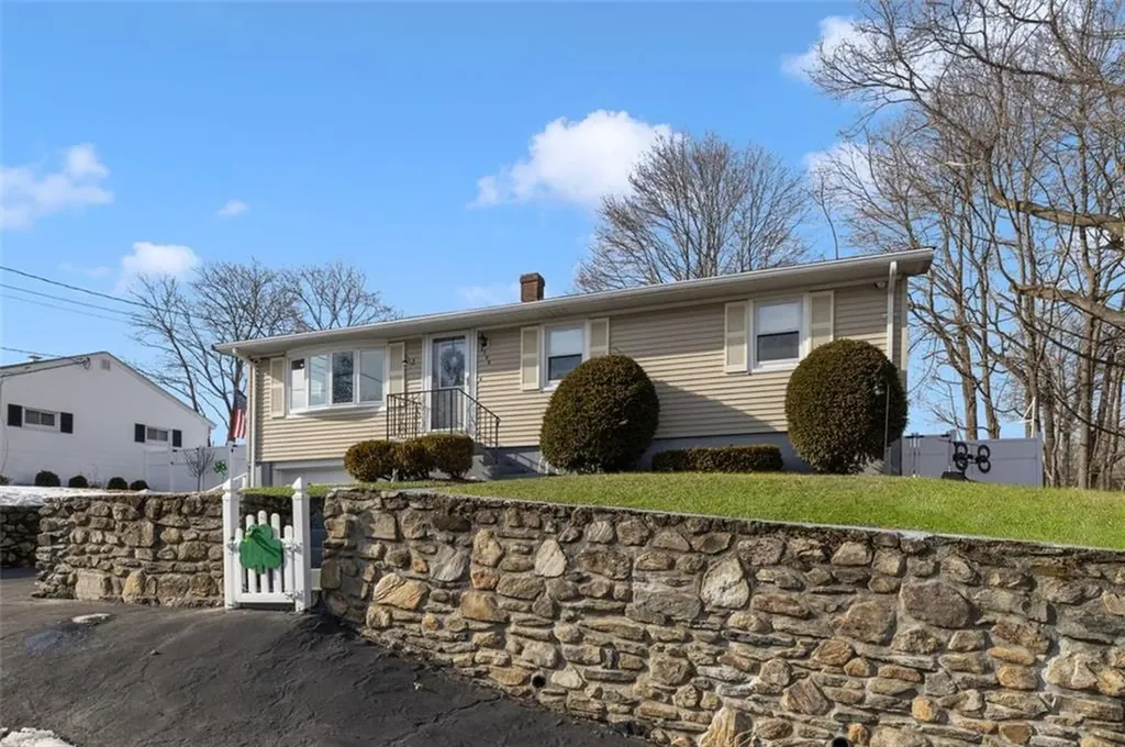 340 Dunlap Street Woonsocket RI 02895