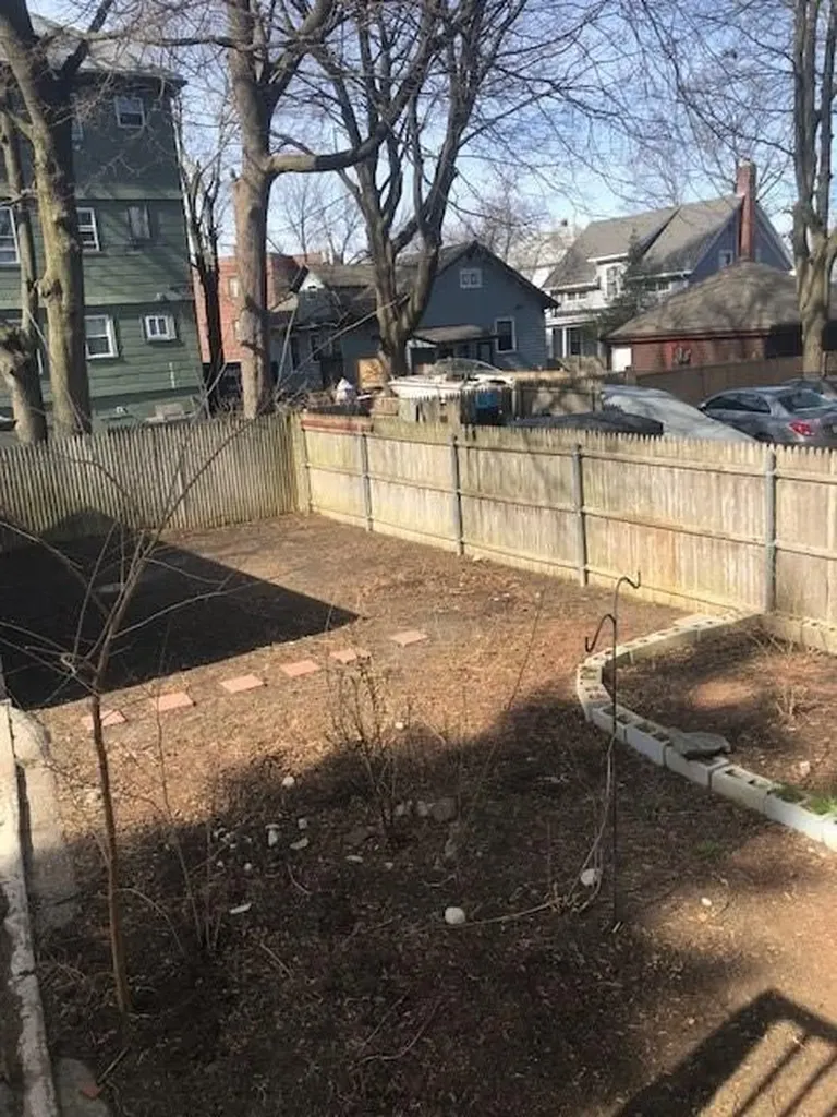 32 Carver Street Pawtucket RI 02860