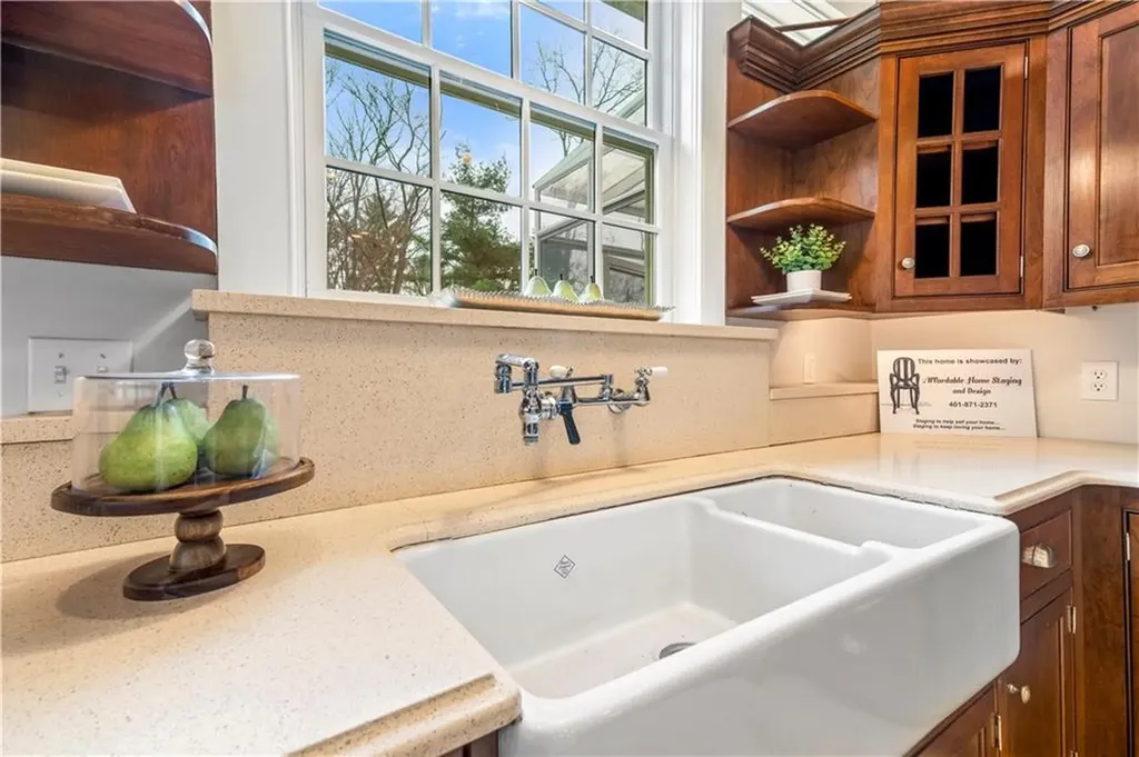 215 John Mowry Road Smithfield RI 02917