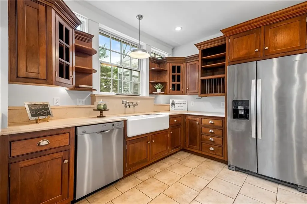 215 John Mowry Road Smithfield RI 02917