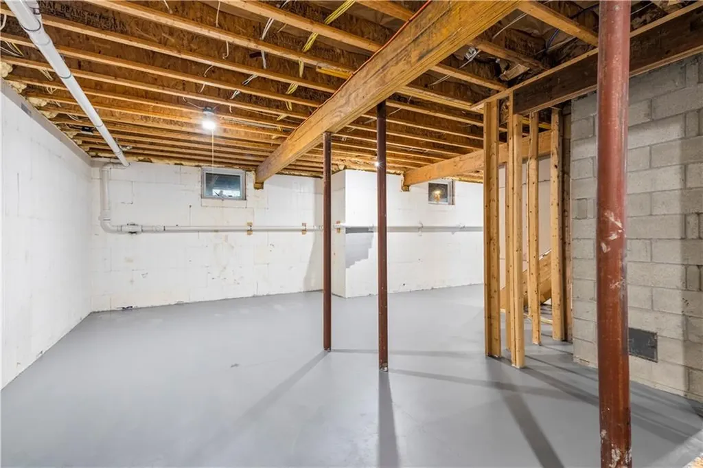 215 John Mowry Road Smithfield RI 02917