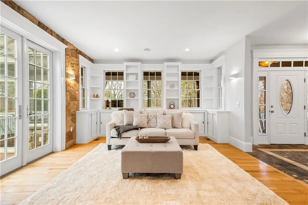 215 John Mowry Road Smithfield RI 02917