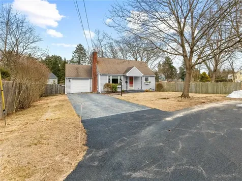 4 Country Court East Greenwich RI 02818