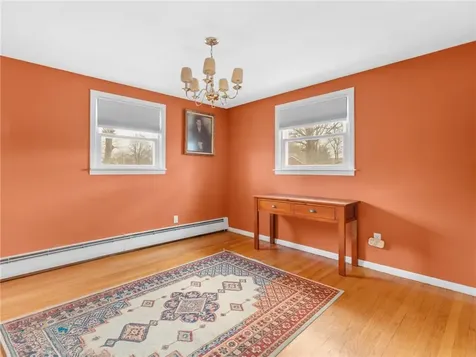 4 Country Court East Greenwich RI 02818