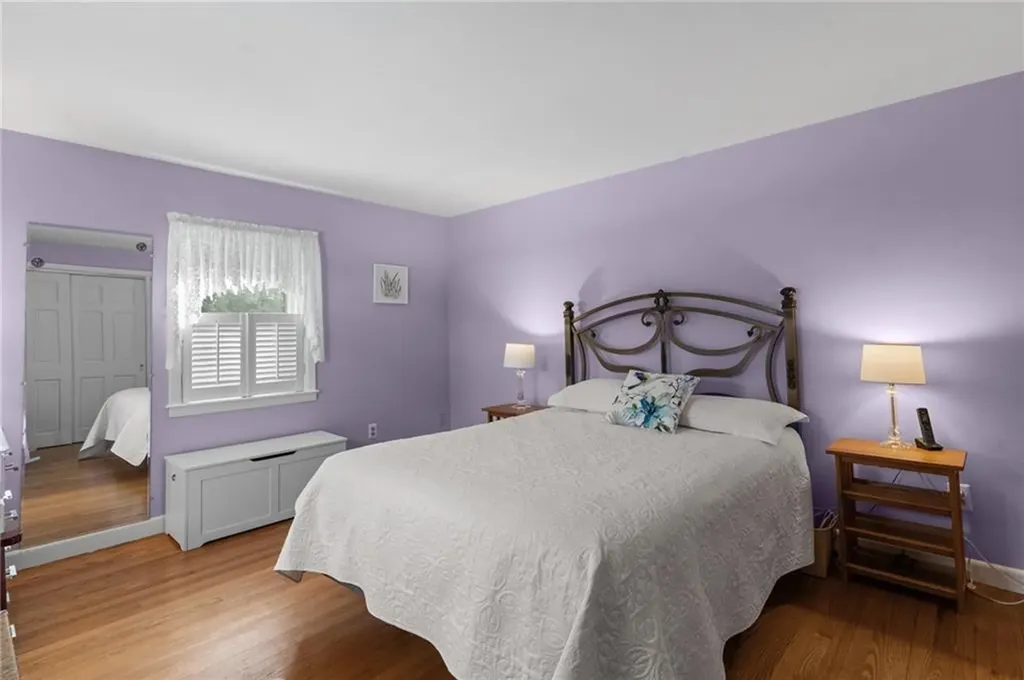 108 Howland Avenue East Providence RI 02914