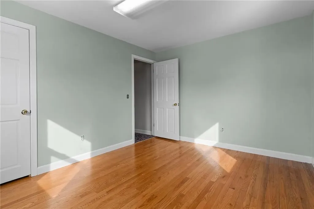 108 Howland Avenue East Providence RI 02914