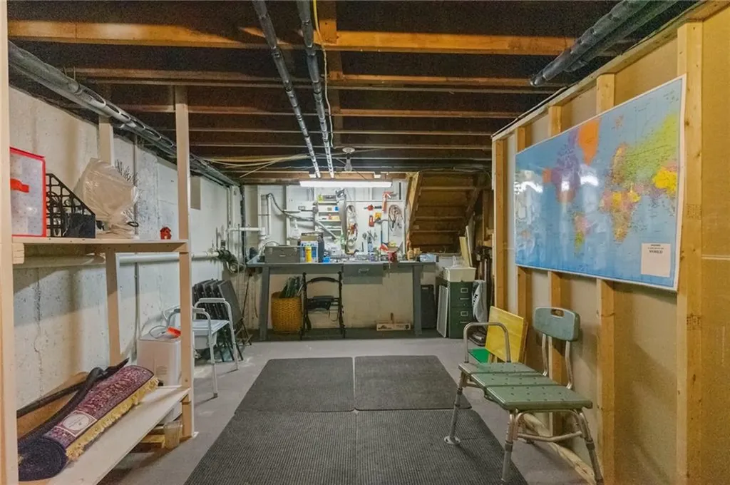 108 Howland Avenue East Providence RI 02914