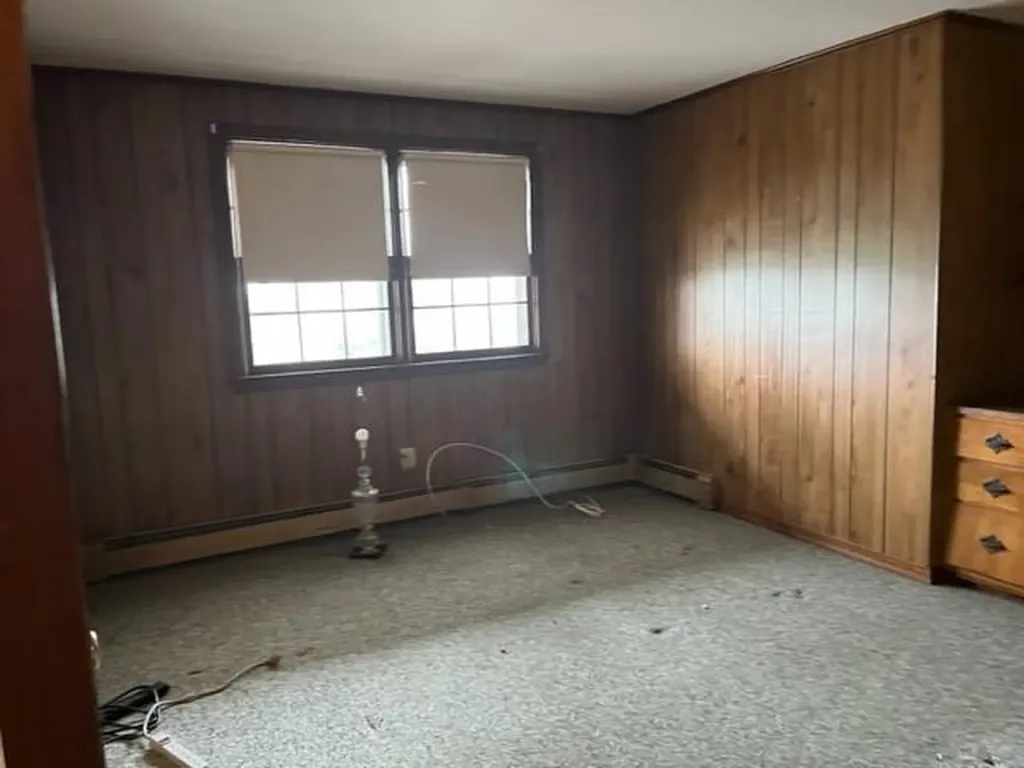 85 West View Avenue Cranston RI 02920