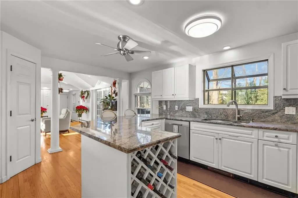 159 New Meadow Road Barrington RI 02806