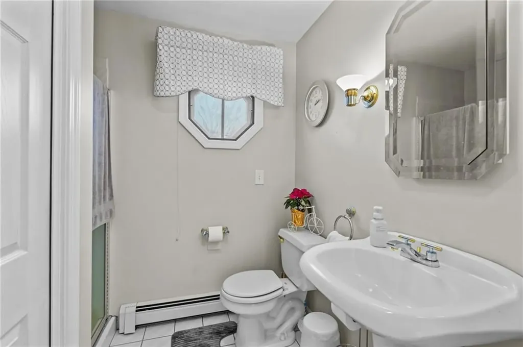 159 New Meadow Road Barrington RI 02806