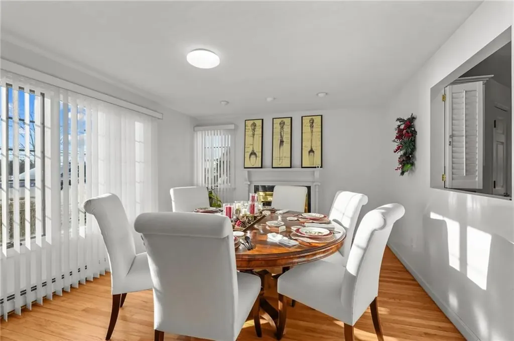 159 New Meadow Road Barrington RI 02806