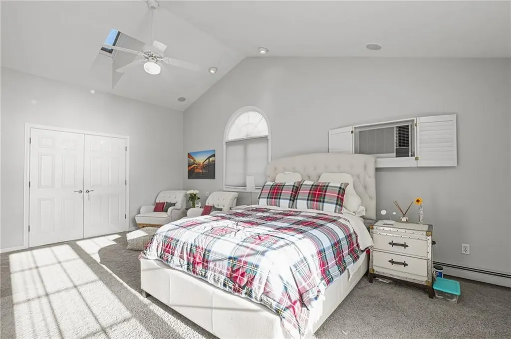 159 New Meadow Road Barrington RI 02806