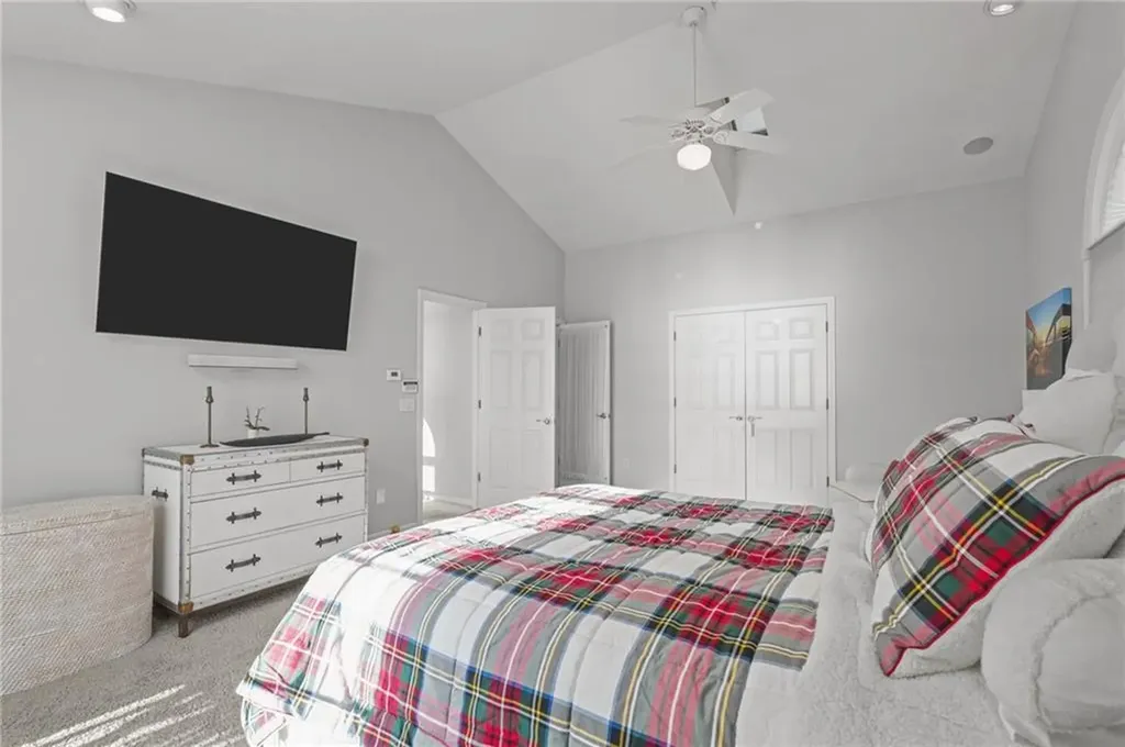 159 New Meadow Road Barrington RI 02806
