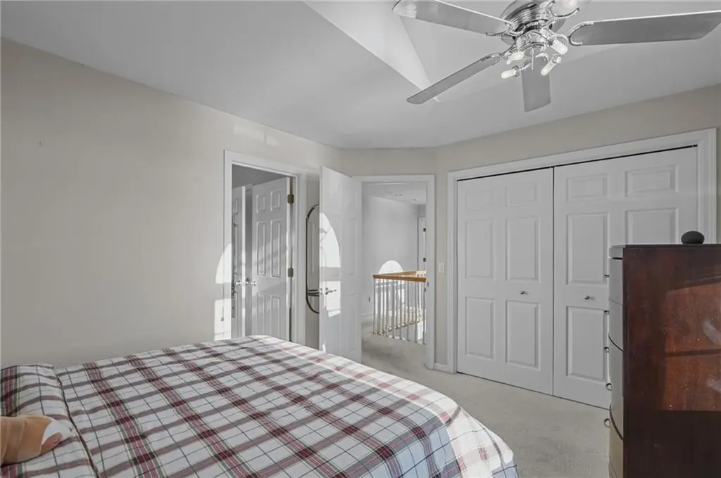 159 New Meadow Road Barrington RI 02806