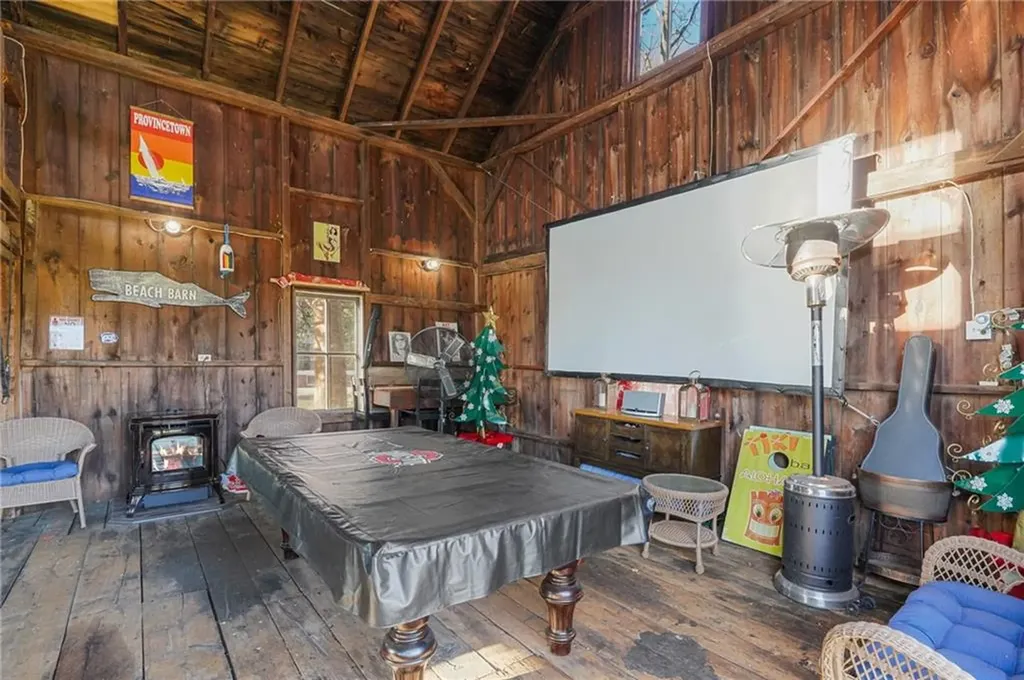 159 New Meadow Road Barrington RI 02806