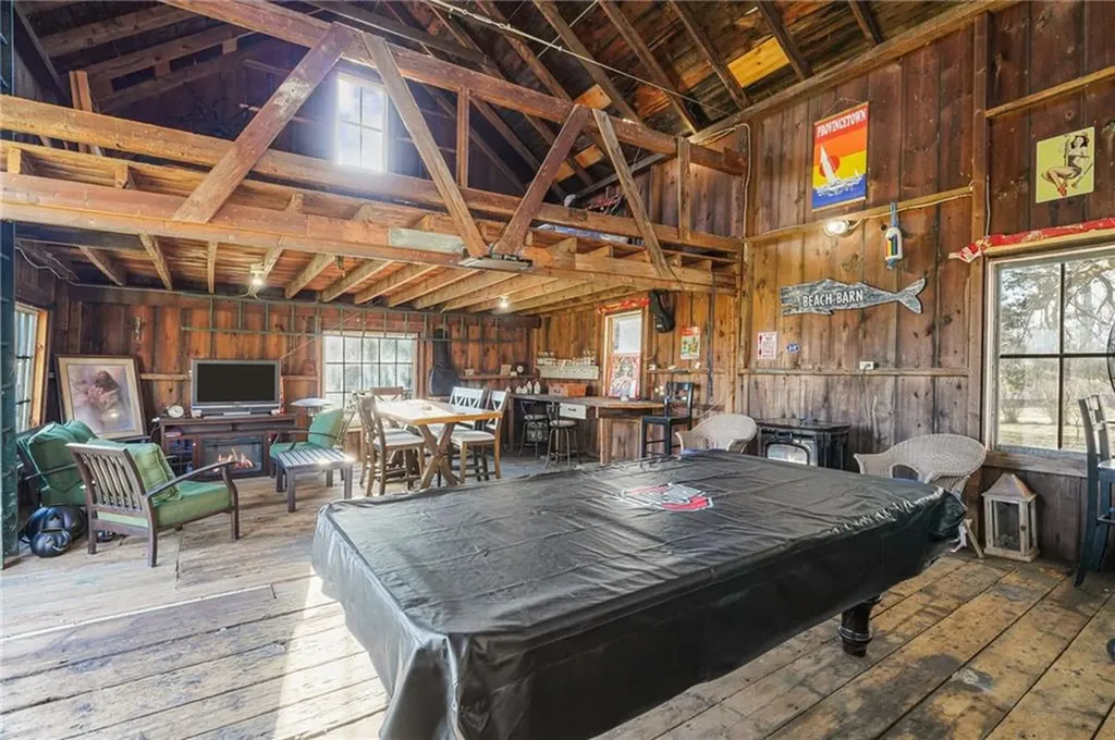 159 New Meadow Road Barrington RI 02806