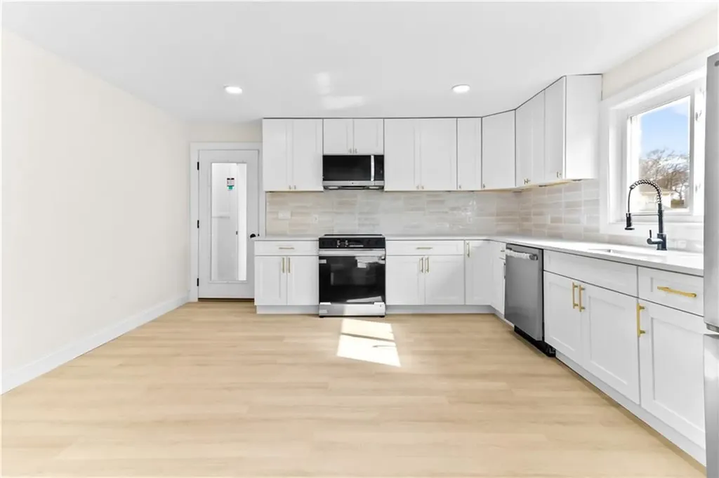 21 23 Joy Street Providence RI 02908