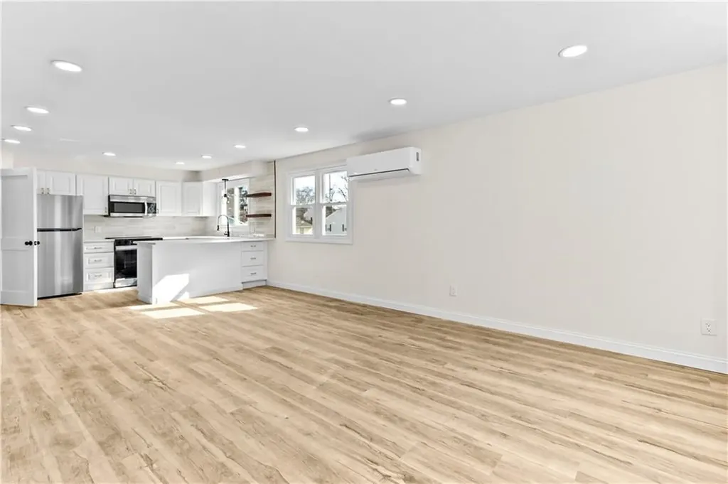 21 23 Joy Street Providence RI 02908