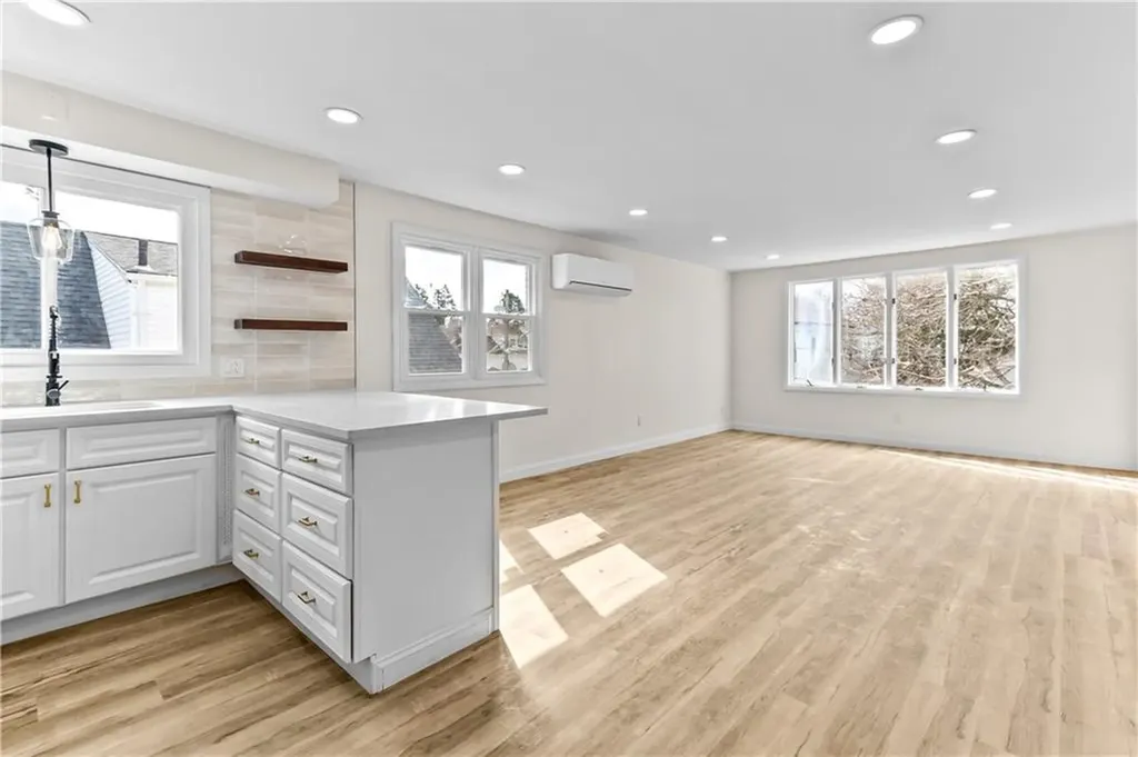 21 23 Joy Street Providence RI 02908