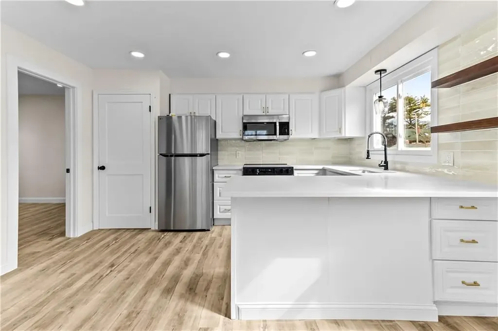 21 23 Joy Street Providence RI 02908
