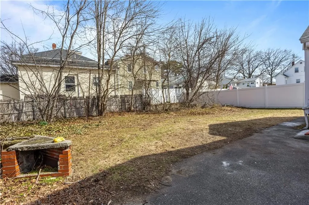 21 23 Joy Street Providence RI 02908
