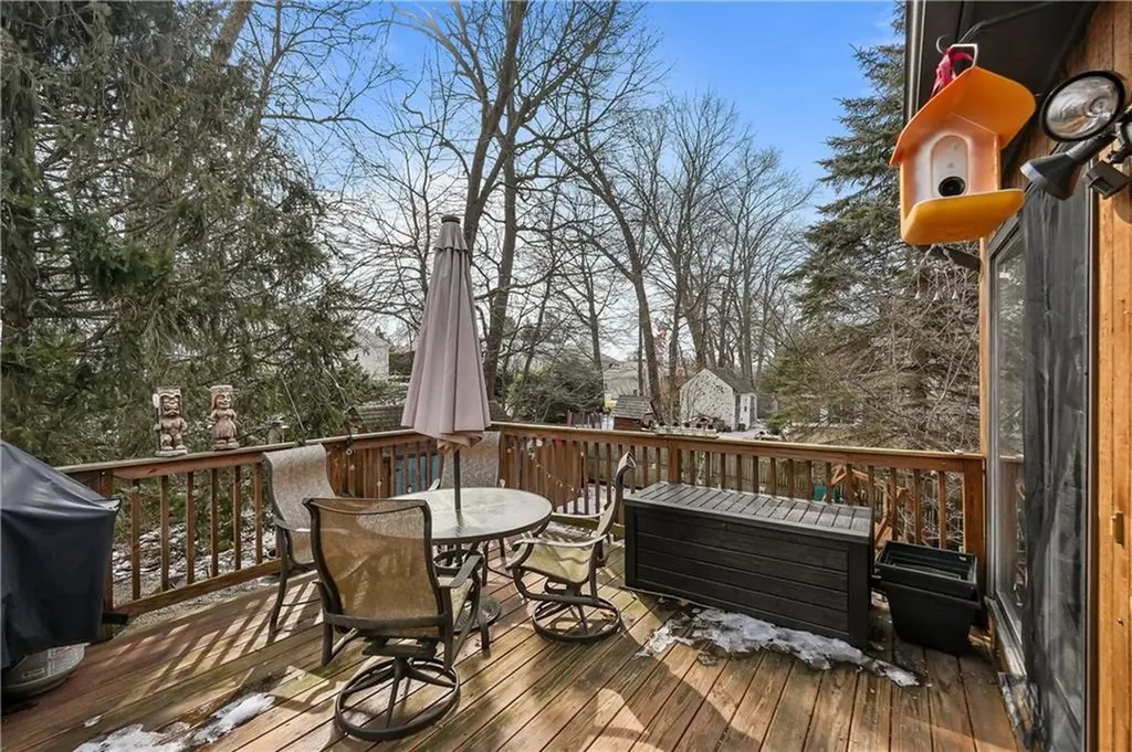 10 Patricia Drive North Providence RI 02904