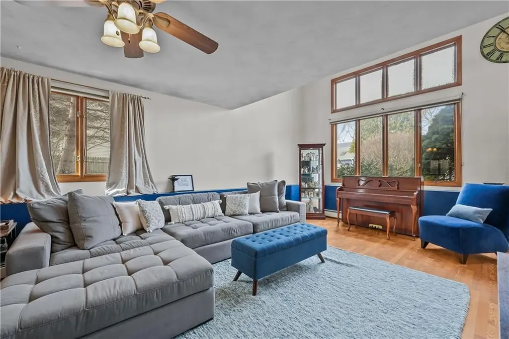 10 Patricia Drive North Providence RI 02904