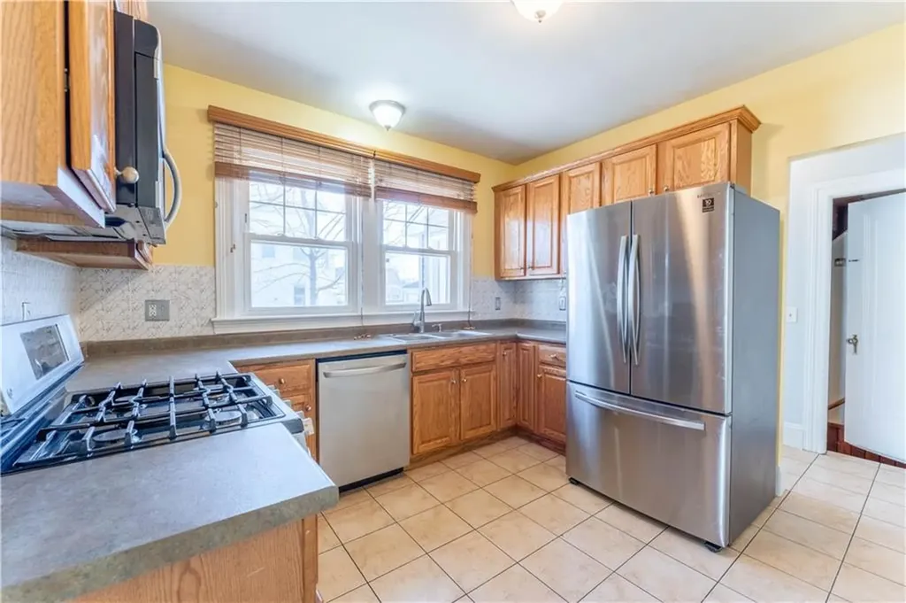 21 John Street Cumberland RI 02864