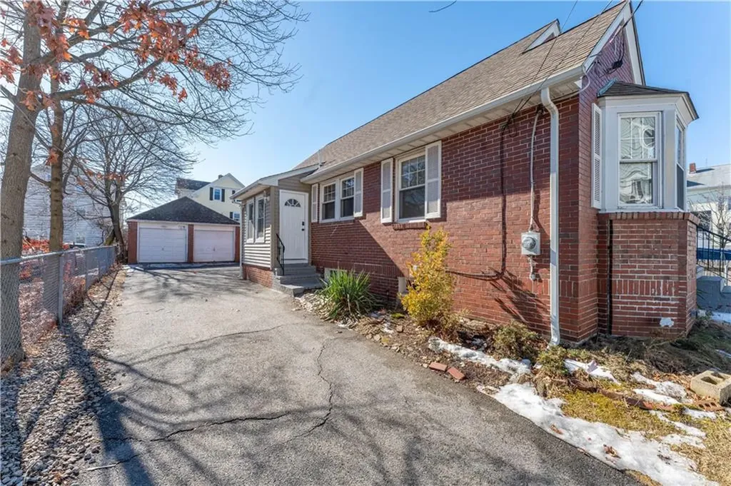 21 John Street Cumberland RI 02864