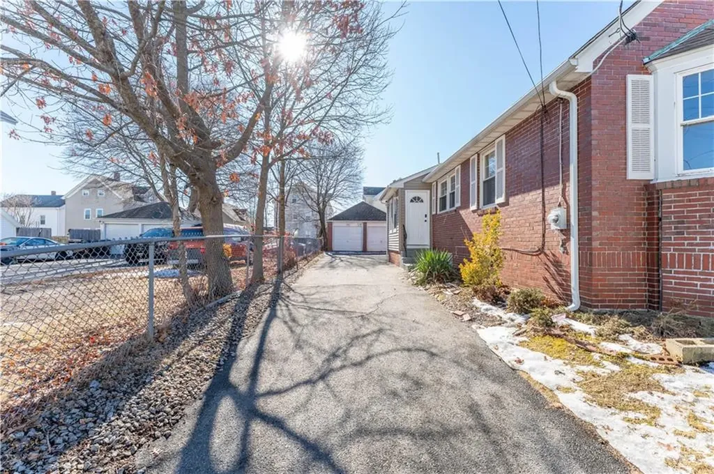 21 John Street Cumberland RI 02864