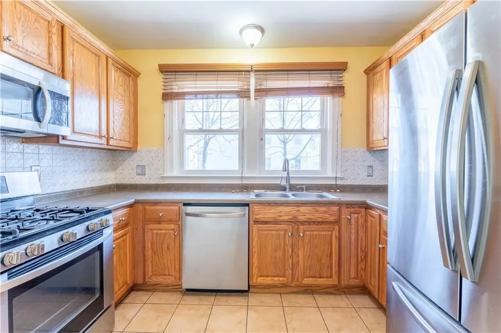 21 John Street Cumberland RI 02864