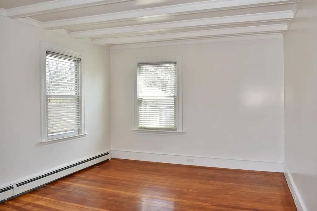 504 506 Oaklawn Avenue Cranston RI 02920